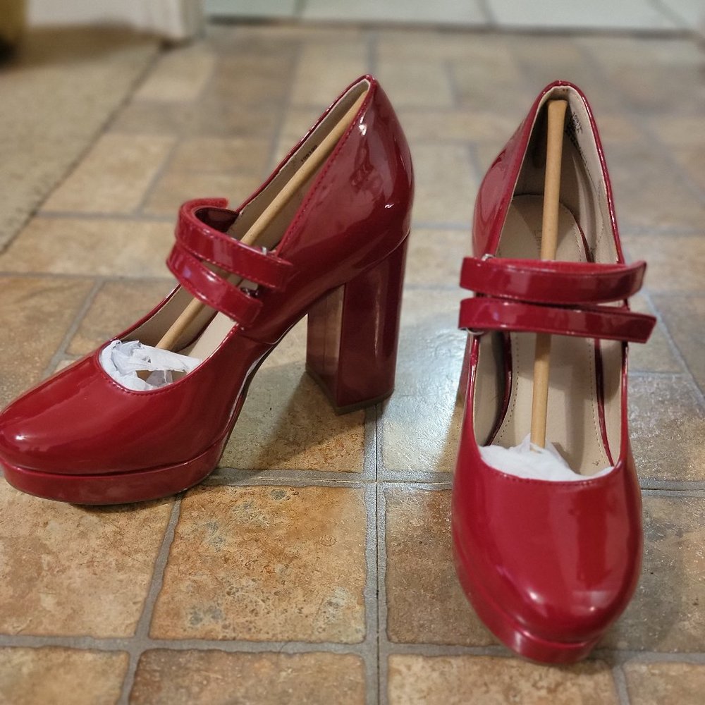 Red Block heel pumps